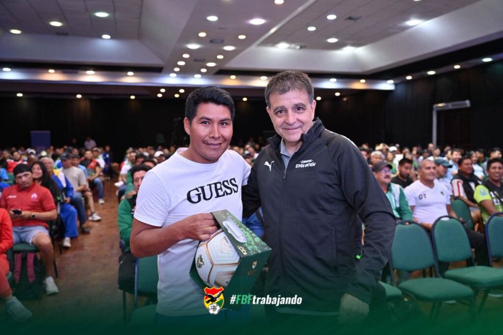 WhatsApp Image 2025-11-19 at 11.08.43